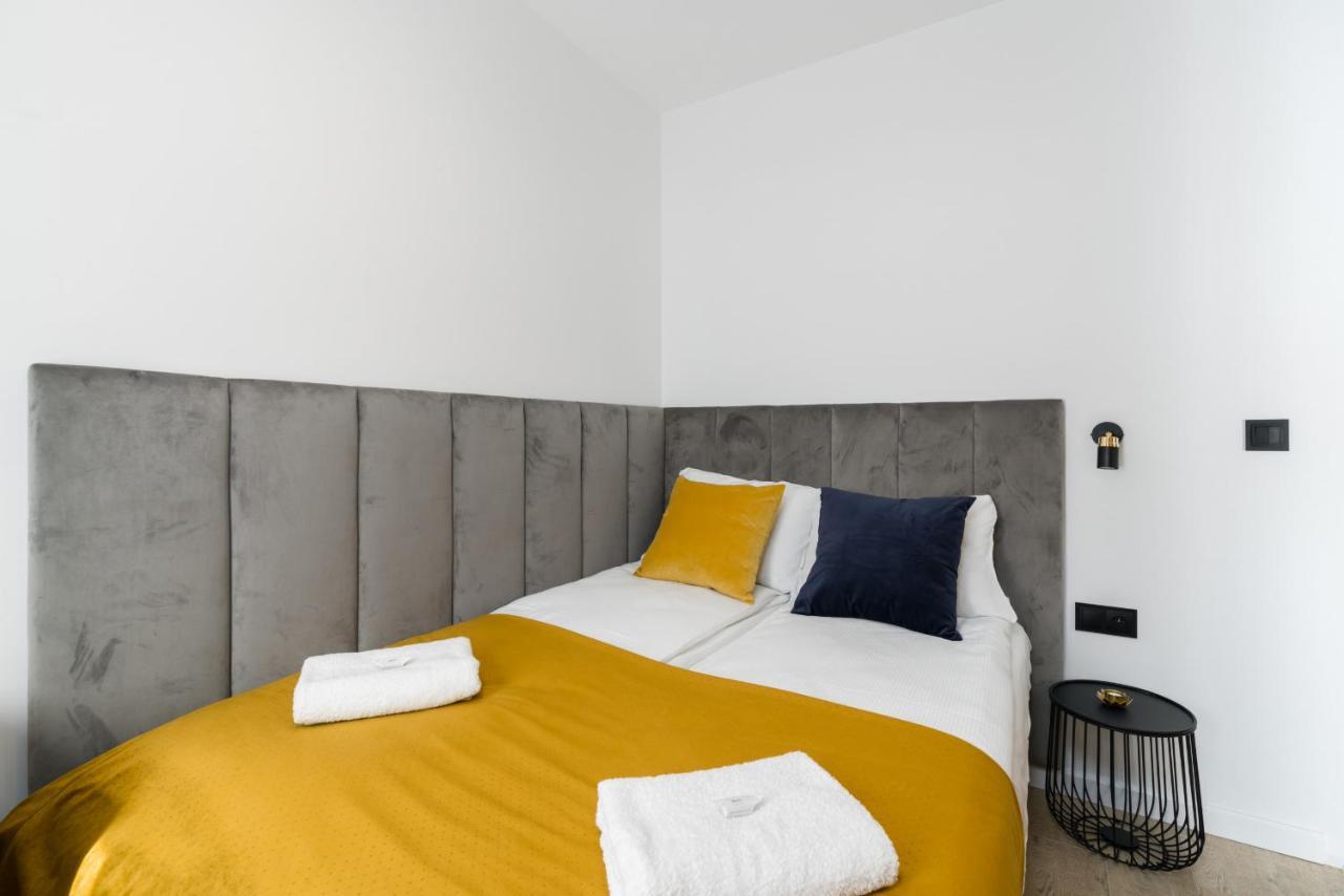 Niedzialkowskiego 25 Apartments Stary Browar City Center By Renters Prestige Poznań Exteriör bild